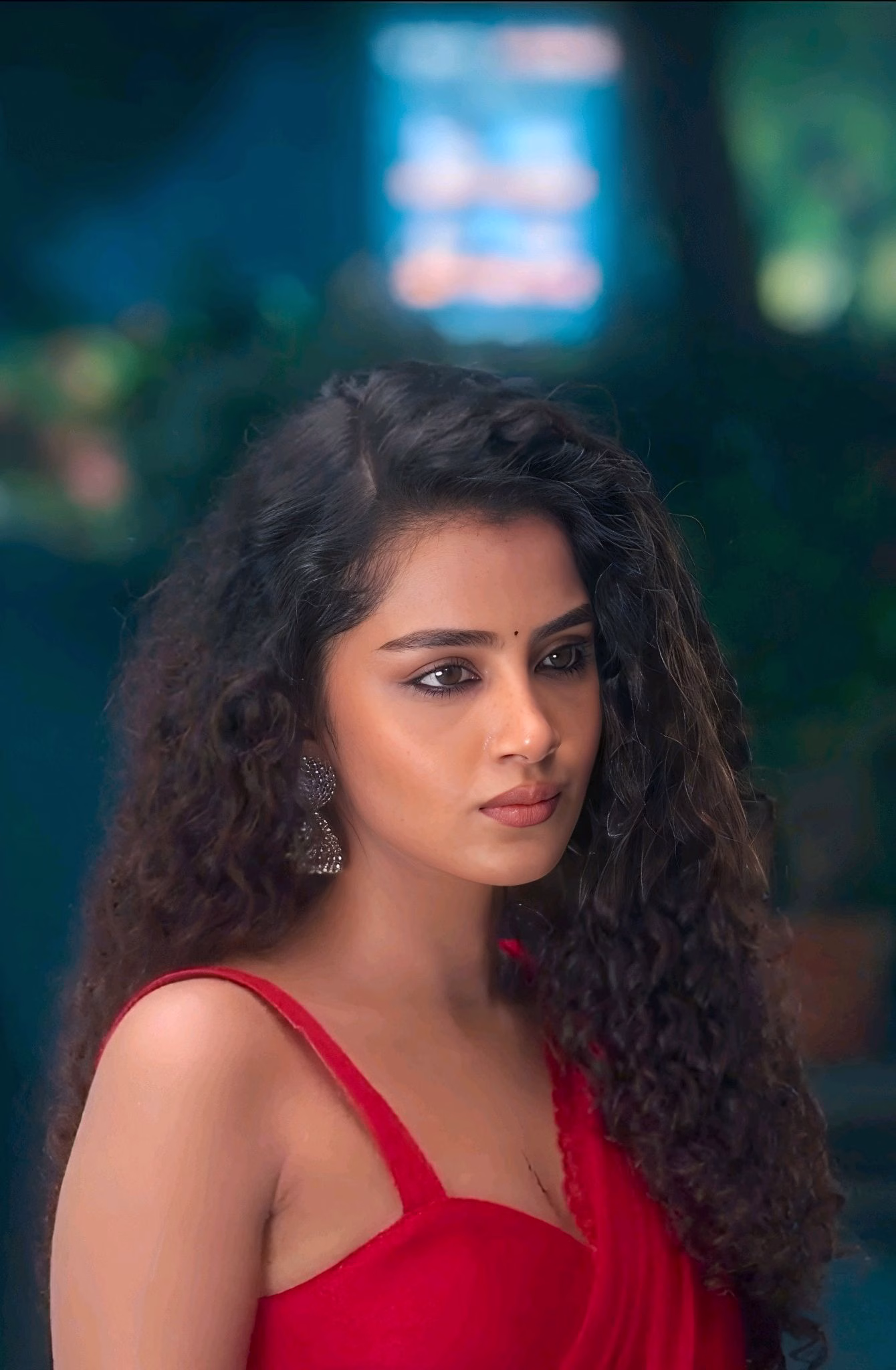 1036109458027256755_1