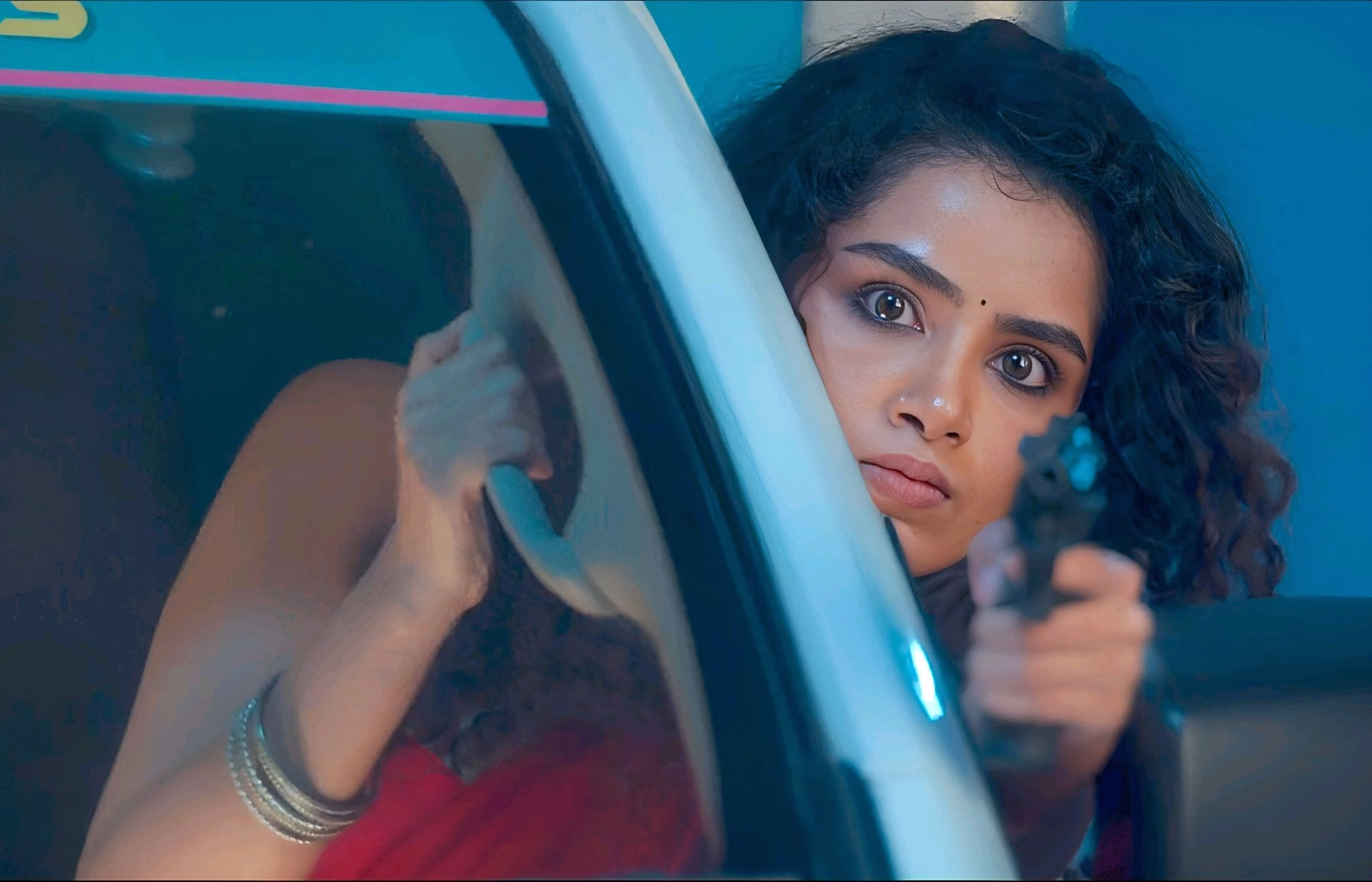 1036109458027266950_1