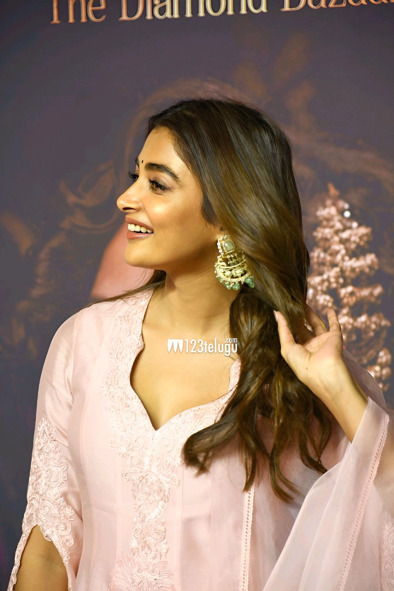 1036109458027331256_1