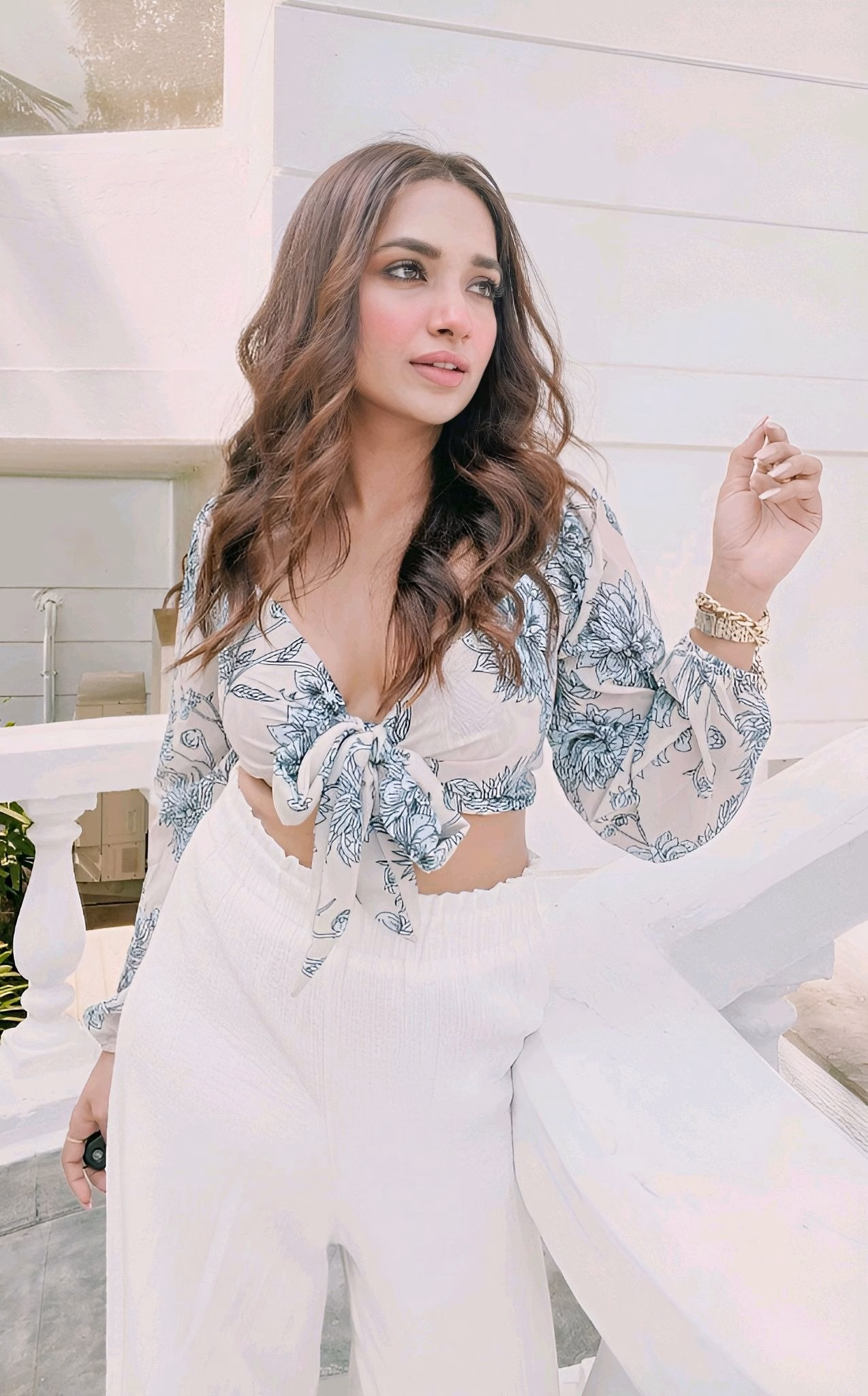 1036109458029042575_1