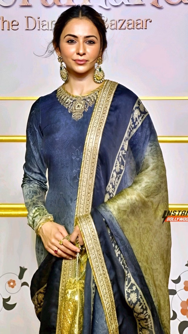 1036109458030074178_1