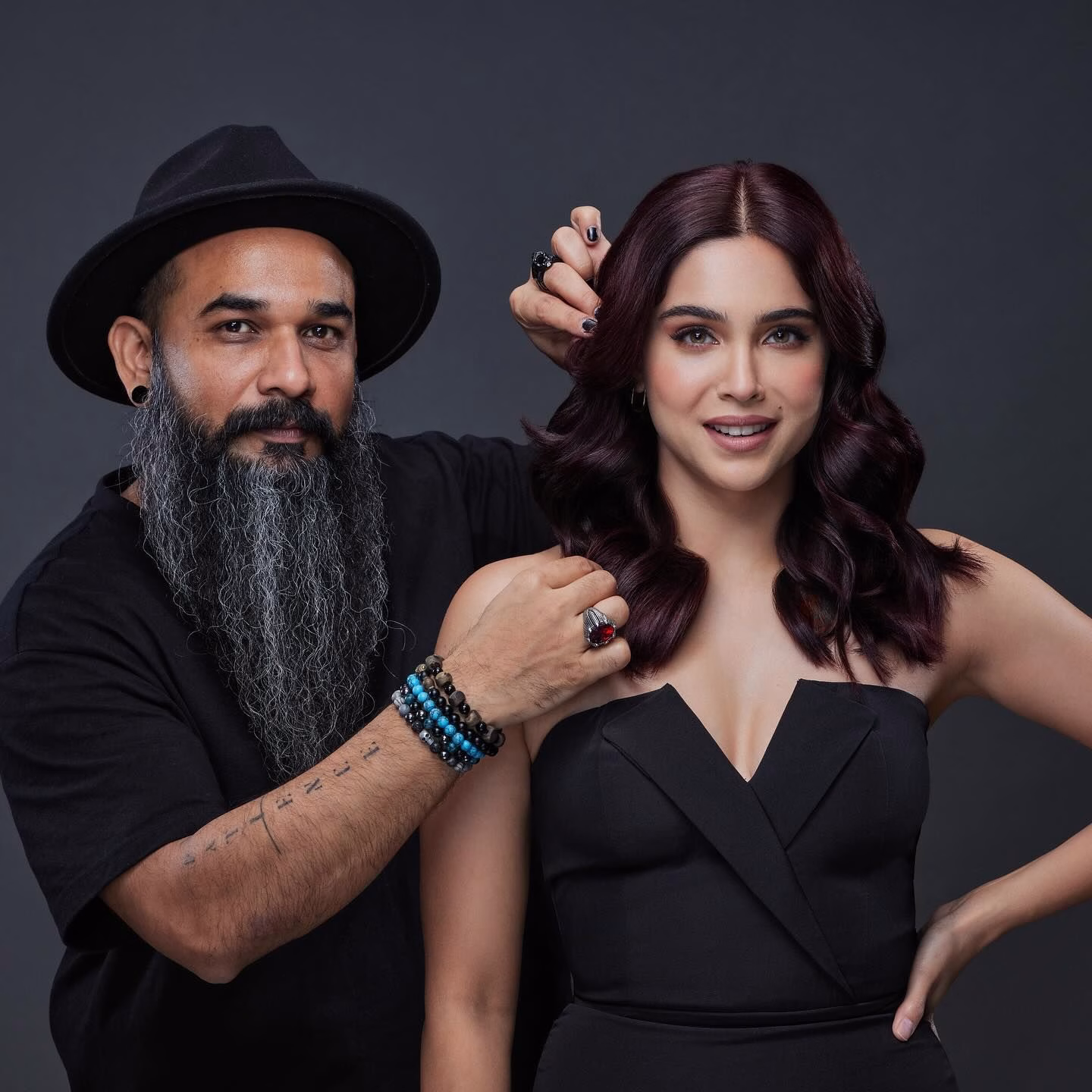 1036109458031653355_1