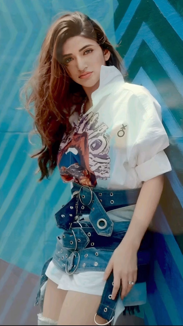 1036109458032600141_1