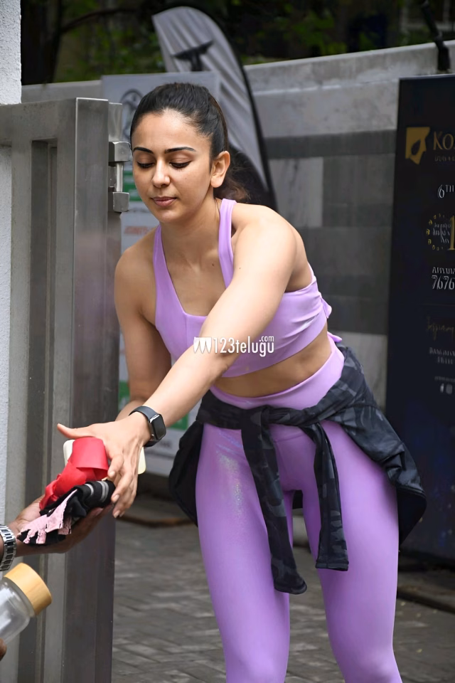 1036109458033218863_1