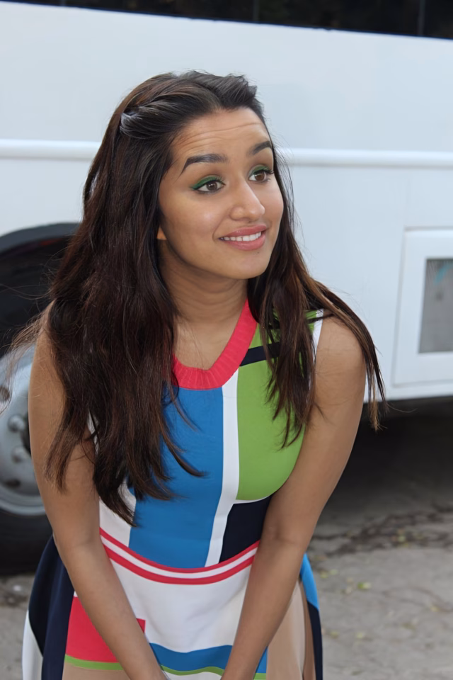 1036109458033331200_1