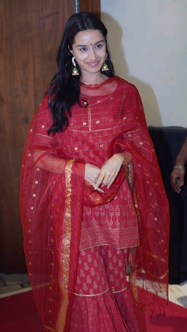 1036109458033470453_1