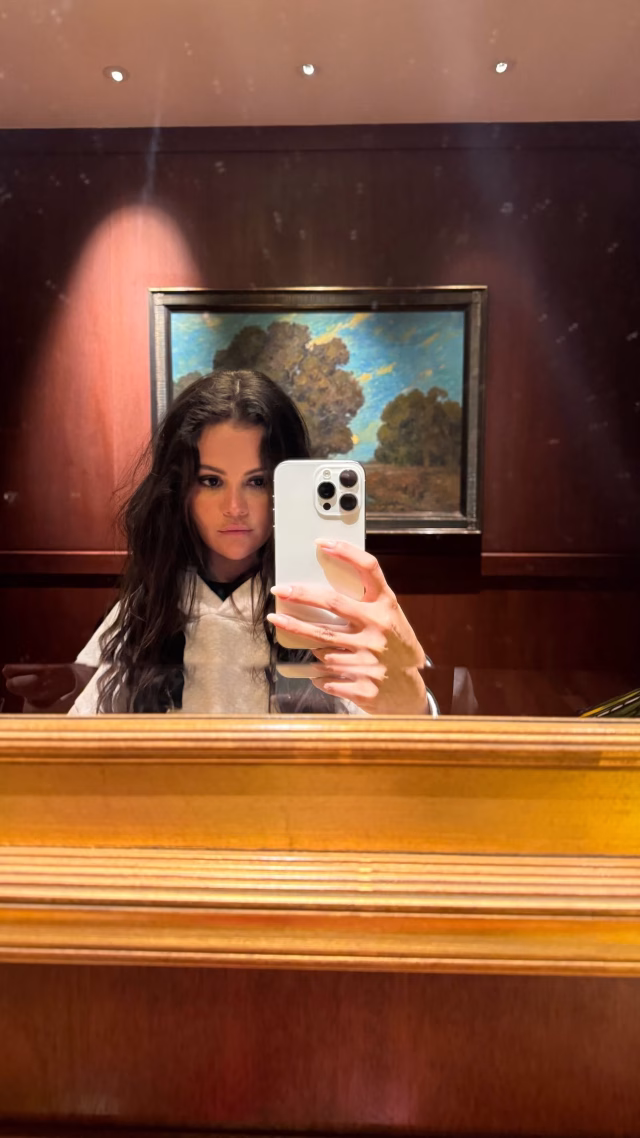 1036109458033496311_1