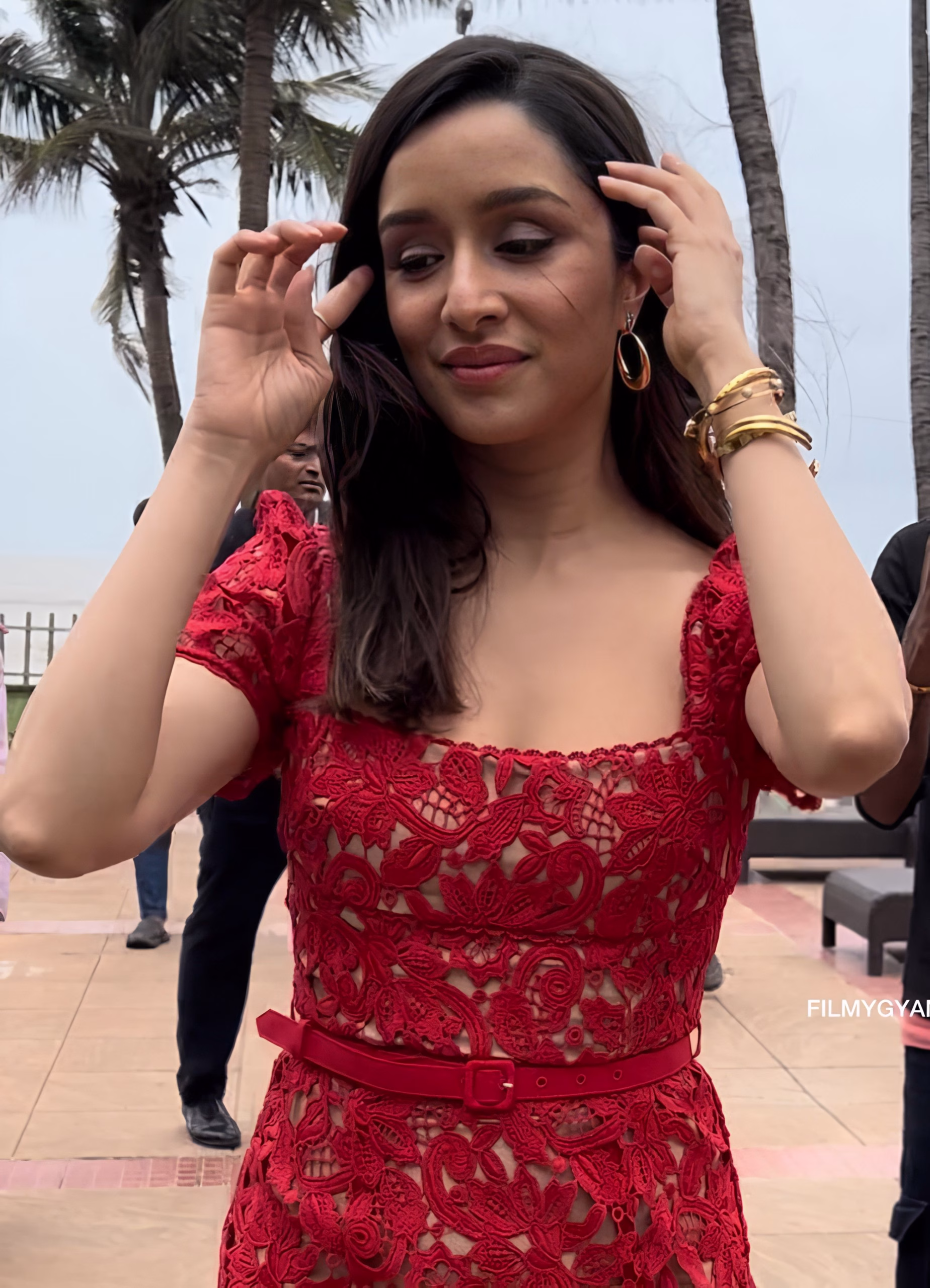 1036109458033525673_1