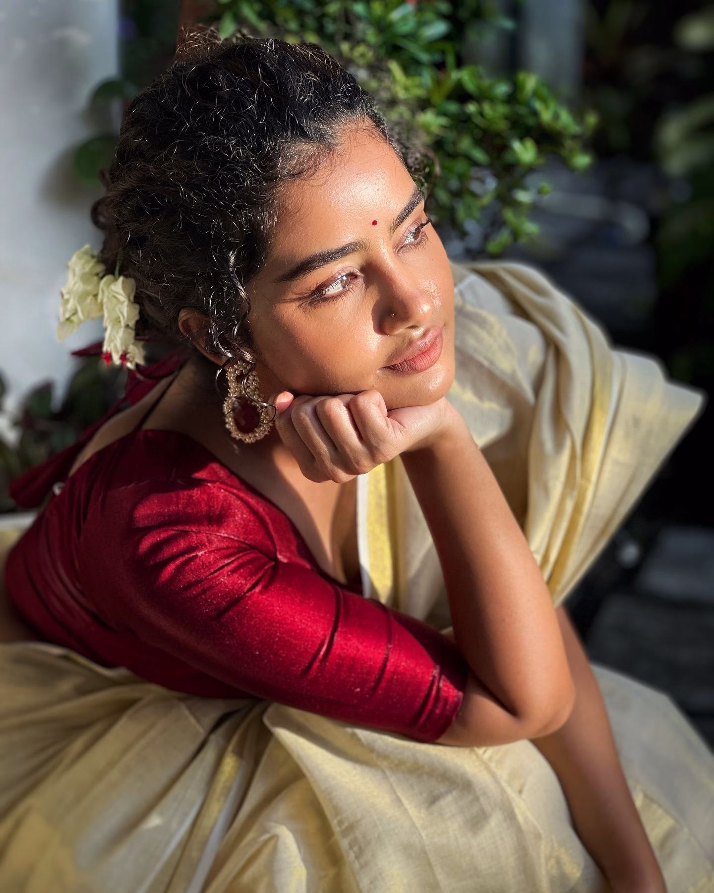 1036109458034829138_1