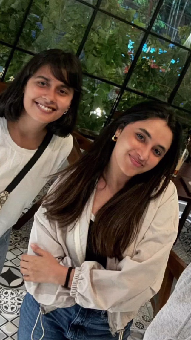 1036109458034904914_1