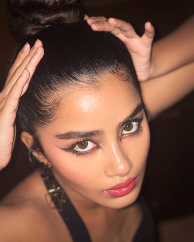 1036109458035450101_1