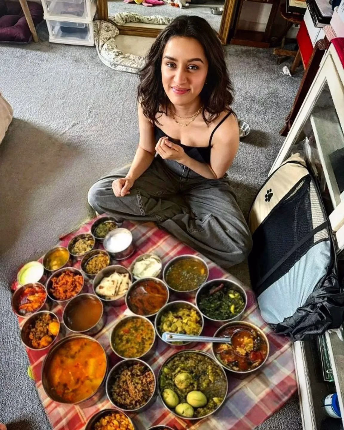 1036109458035900055_1