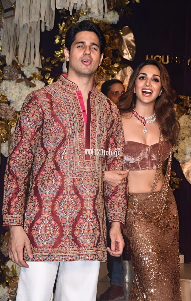 1036109458036131812_1