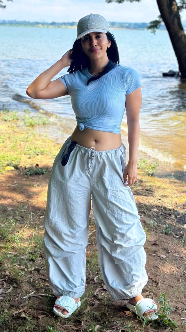 1036109458036167797_1