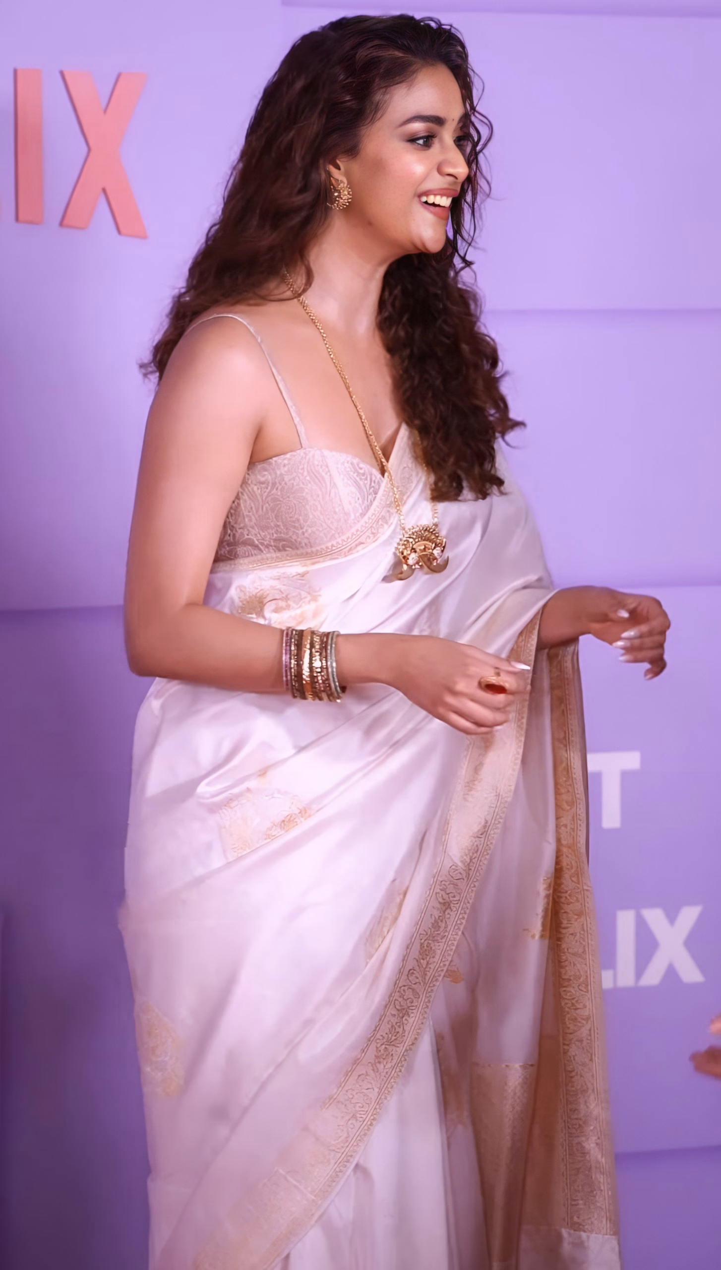 1036109458040036145_1