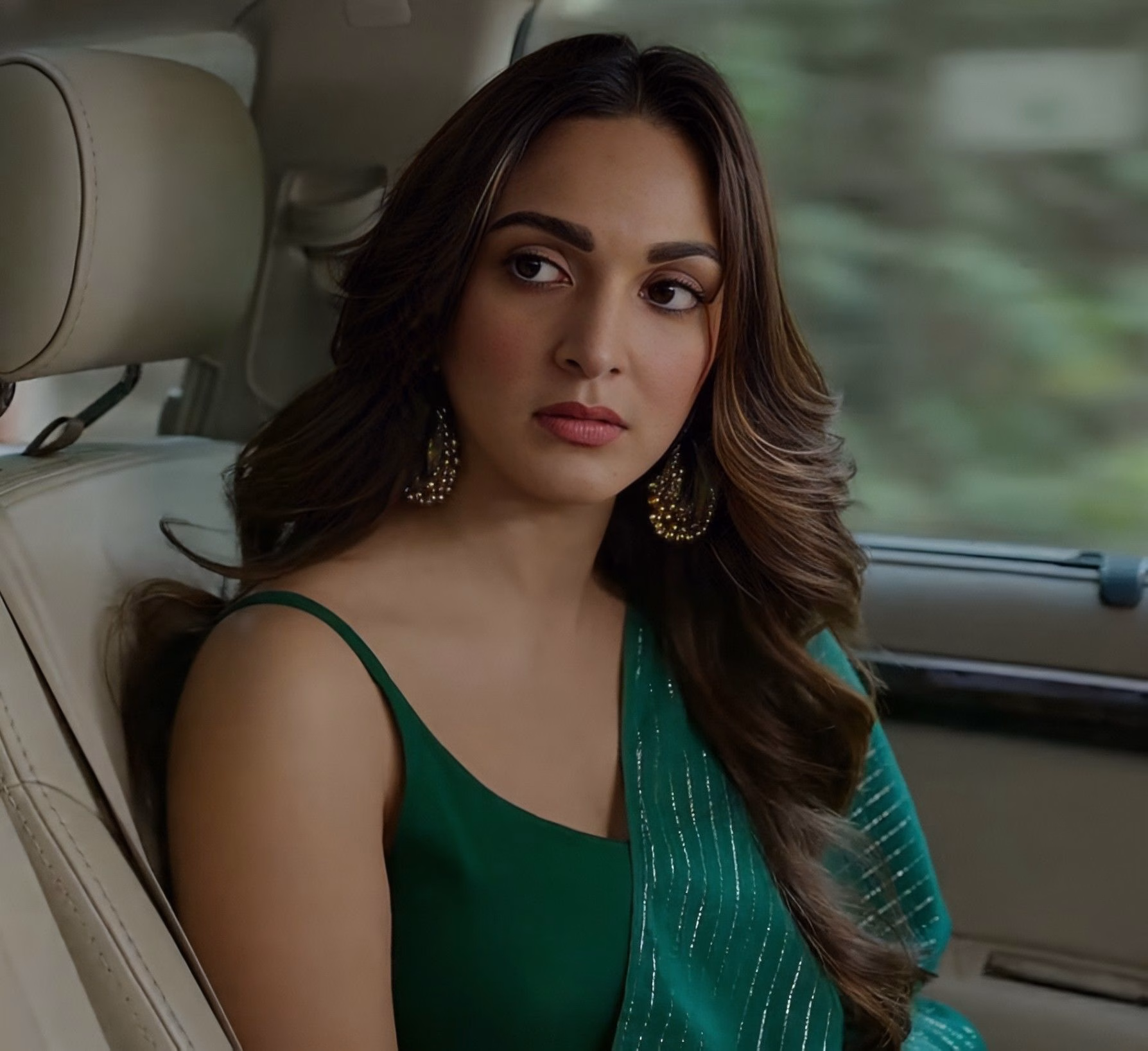 1036109458040451640_1