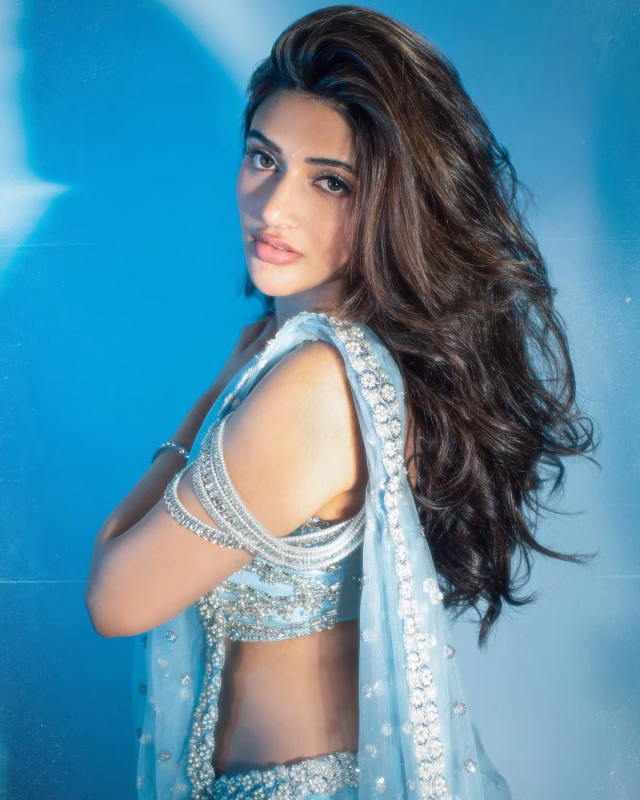 1036109458041996702_1