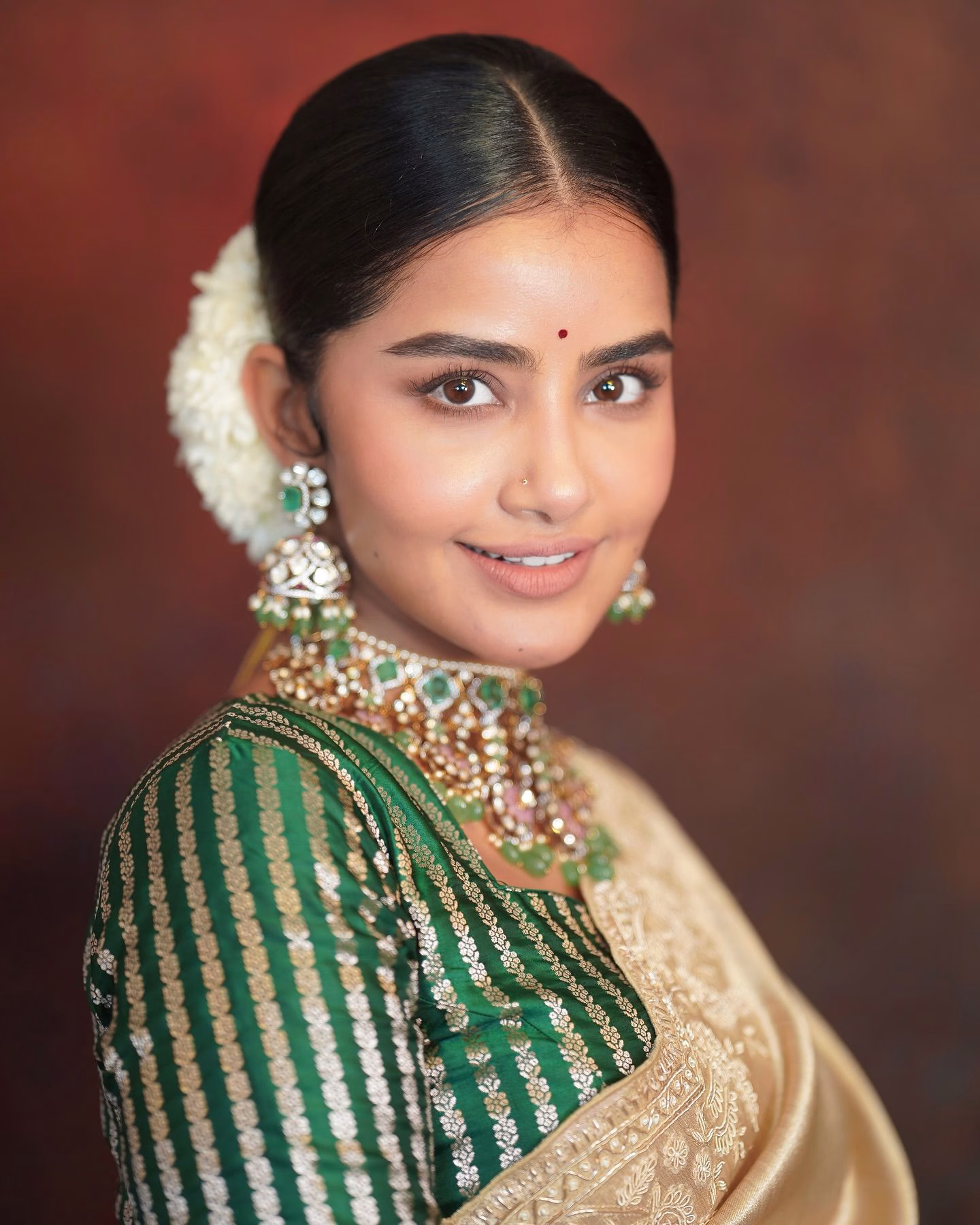 1036109458042959980_1