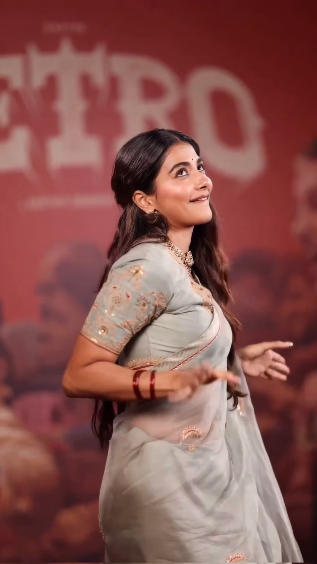 1036109458042979656_1