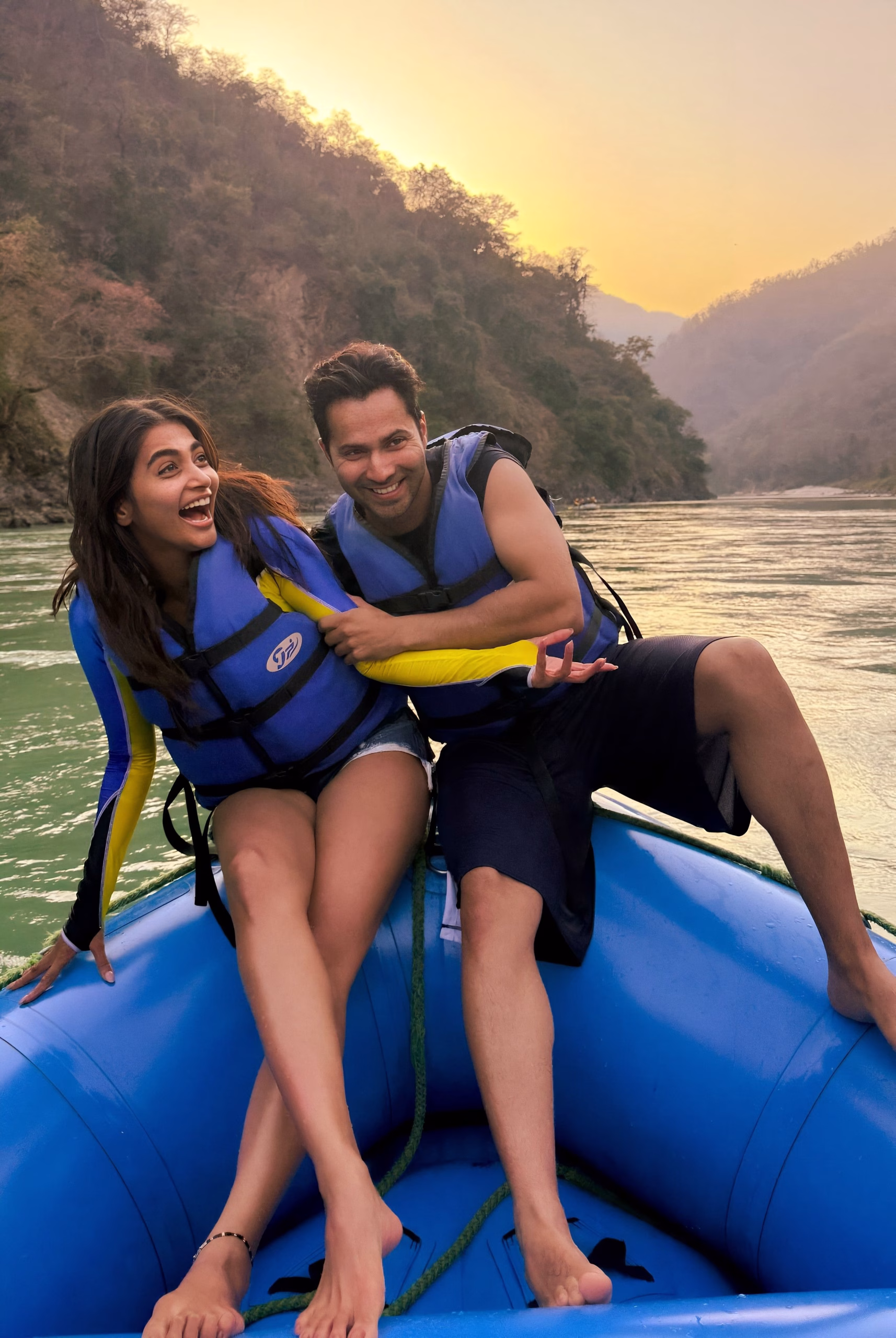 1036109458043118689_1