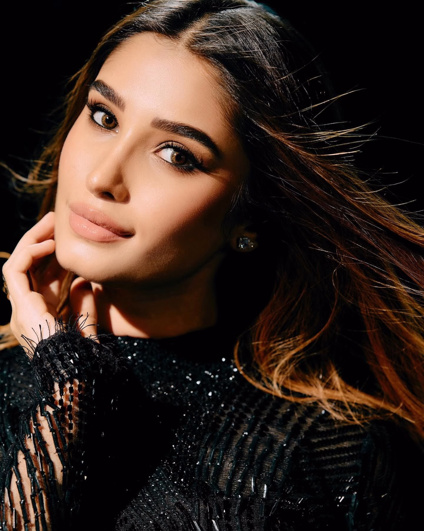 1036109458044031280_1