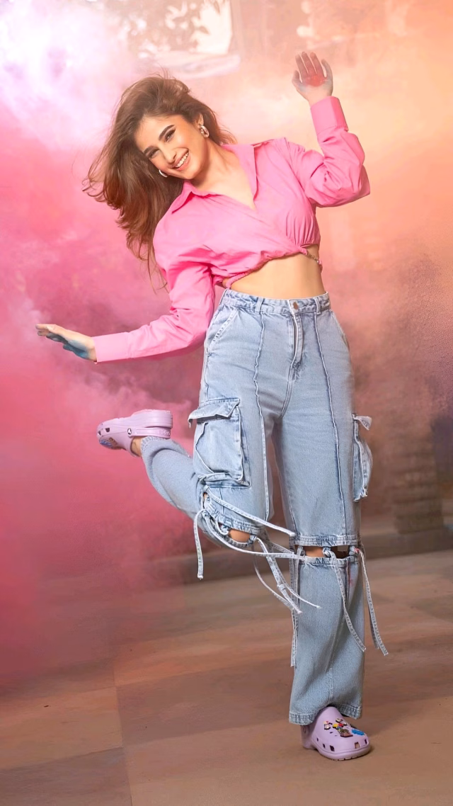 1036109458044377851_1