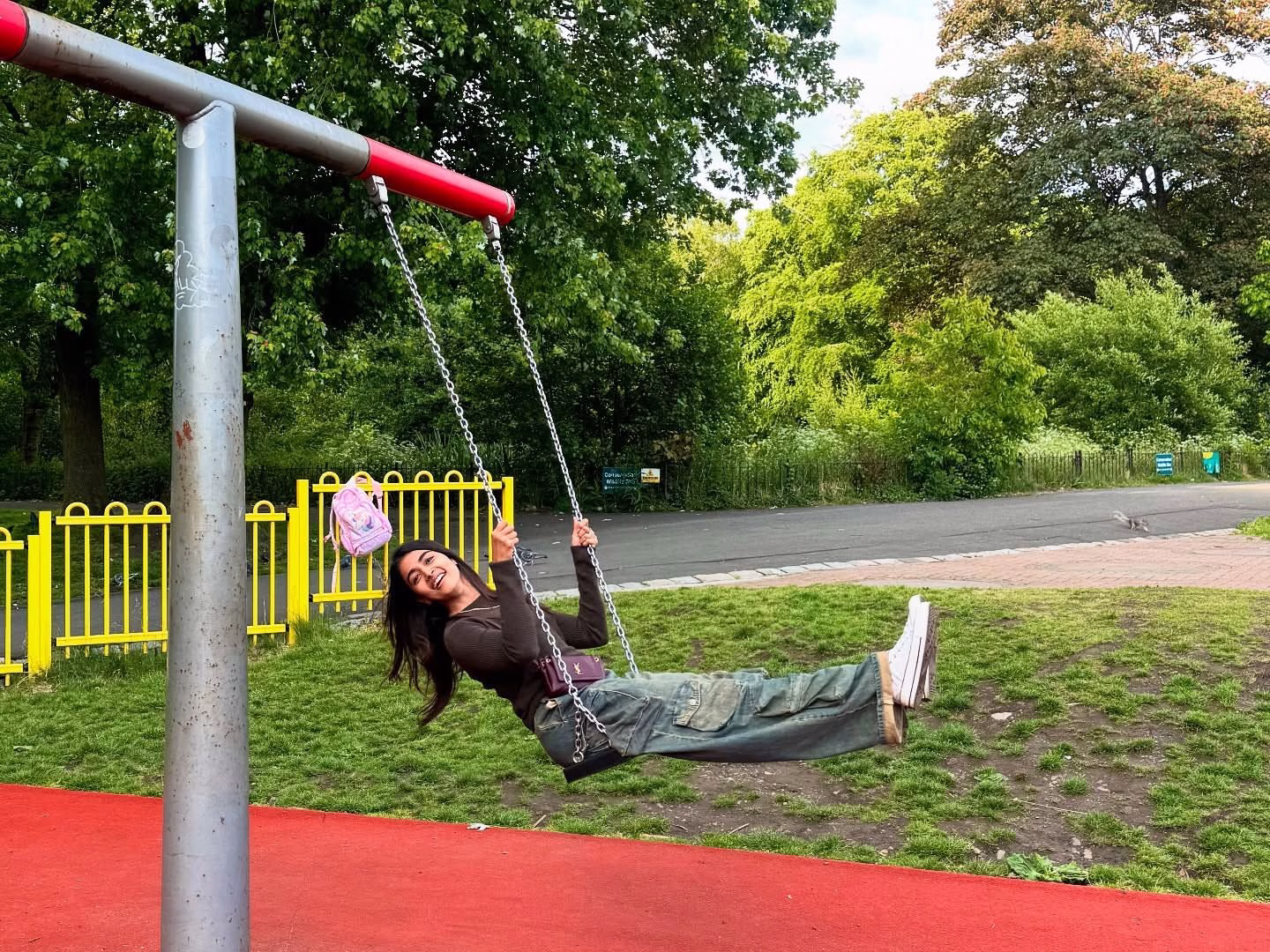 1036109458044744415_1