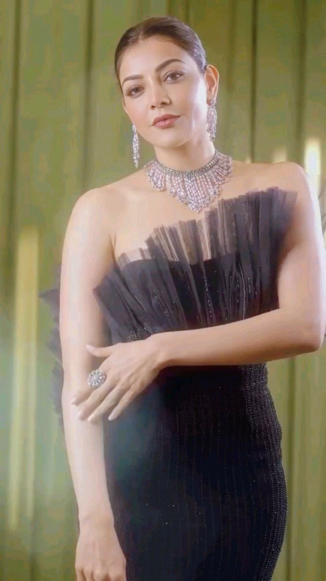 1036109458046099386_1