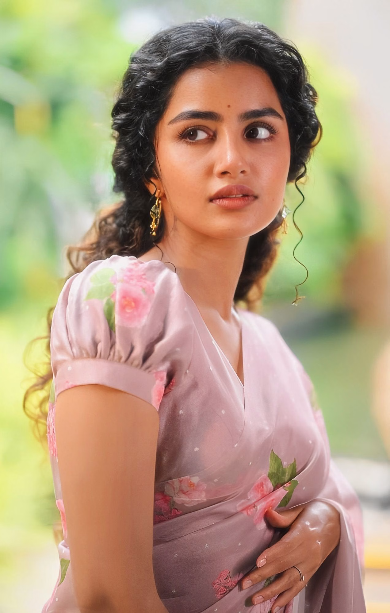 1036109458046181634_1