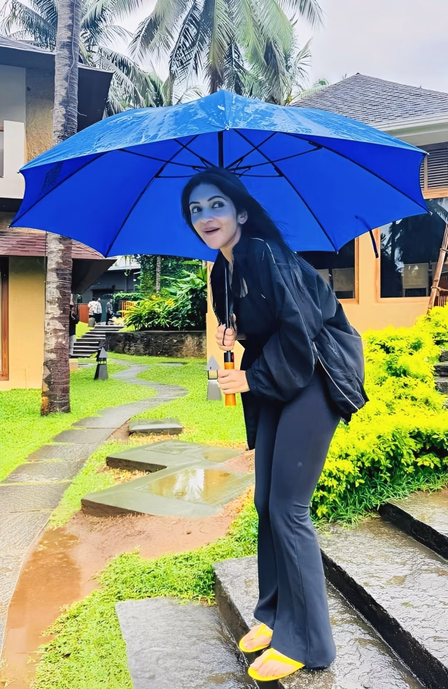 1036109458047157530_1