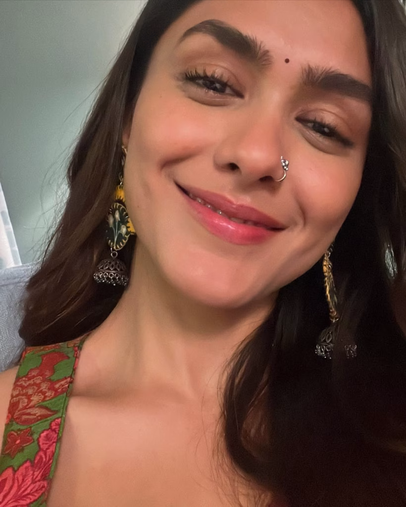 Mrunal Thakur