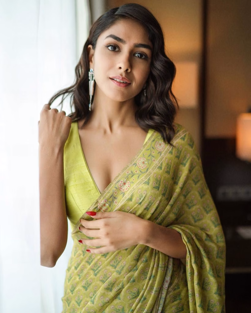 Mrunal Thakur