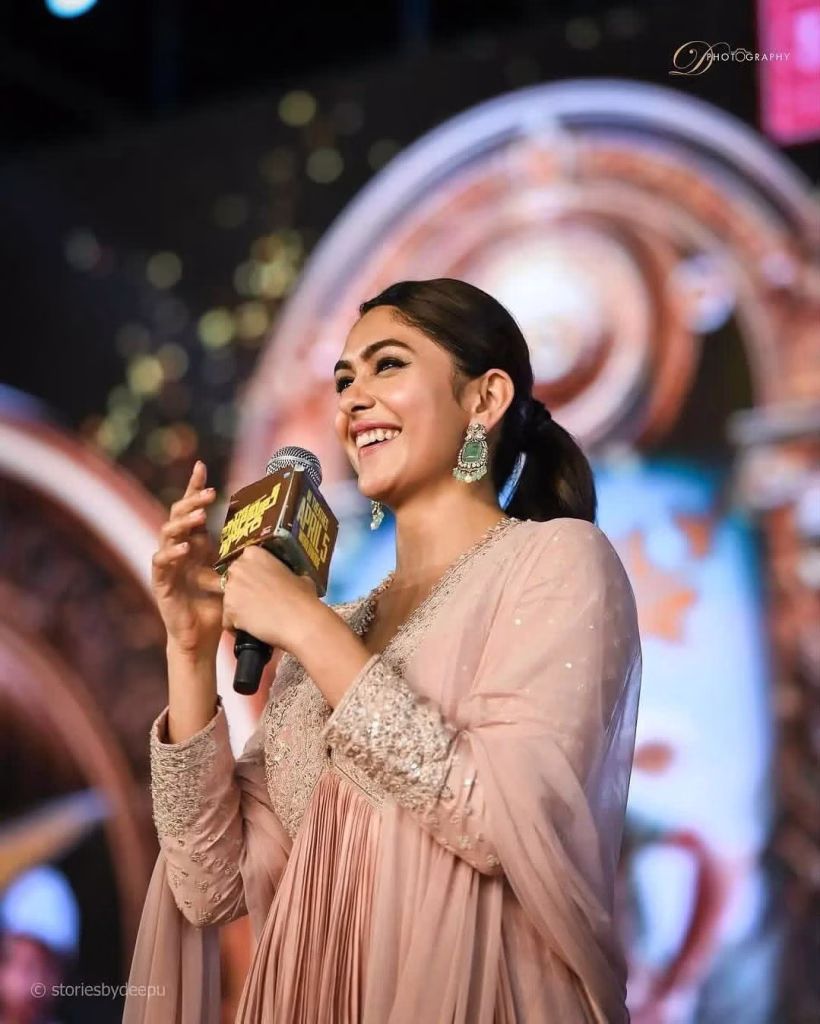 Mrunal Thakur