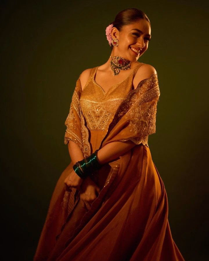 Mrunal Thakur