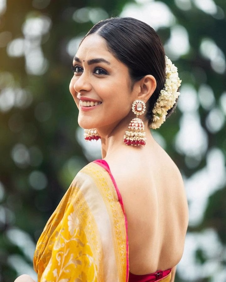 Mrunal Thakur