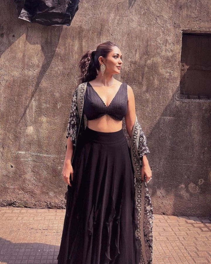 Mrunal Thakur