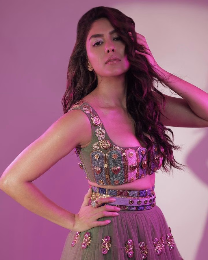 Mrunal Thakur