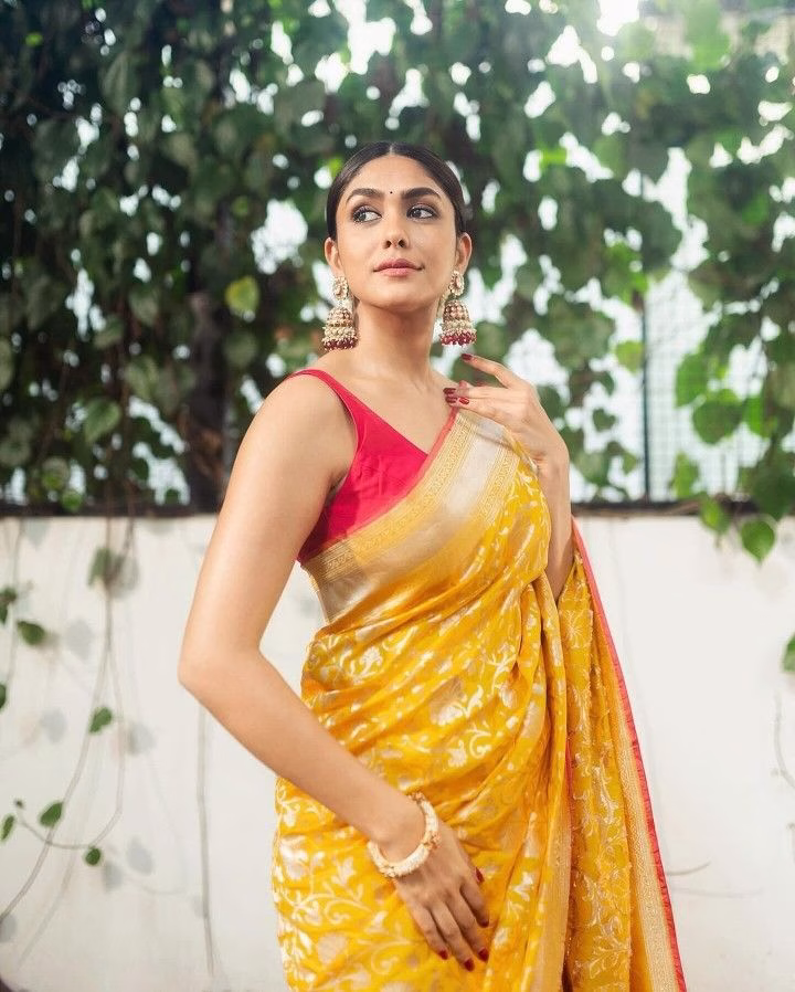 Mrunal Thakur