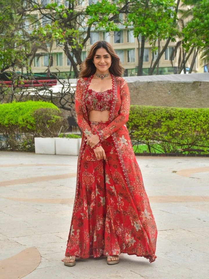 Mrunal Thakur
