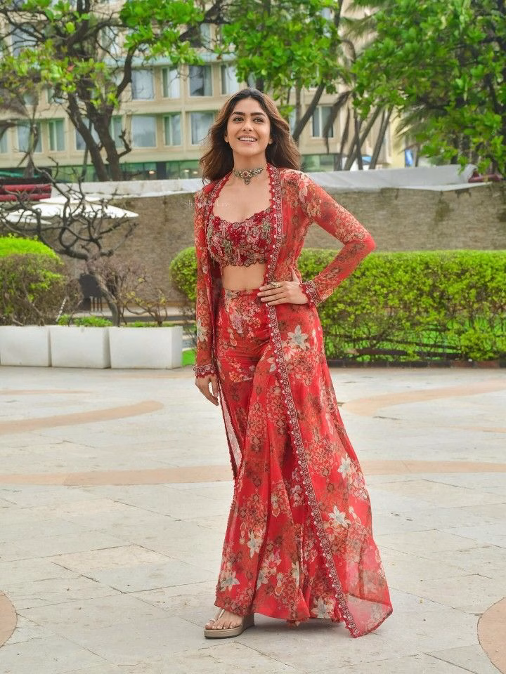 Mrunal Thakur