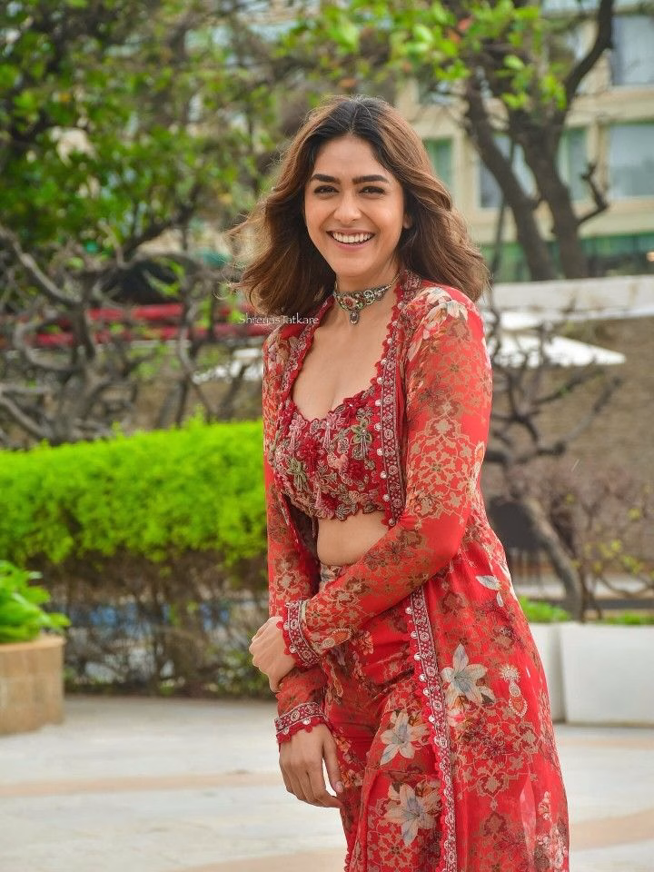 Mrunal Thakur
