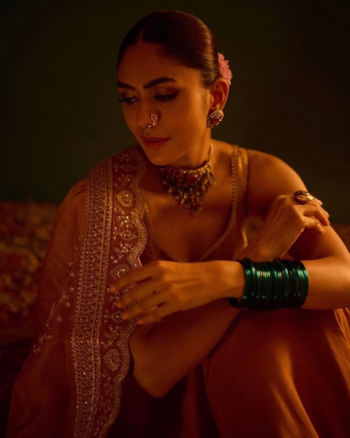 Mrunal Thakur