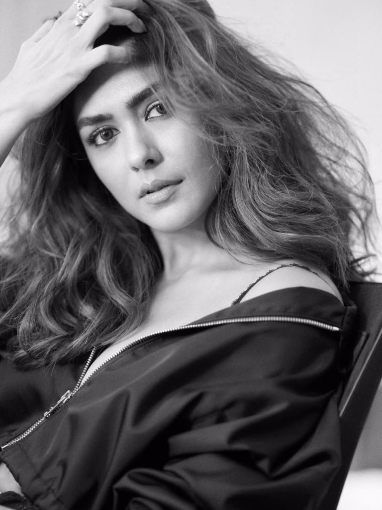 Mrunal Thakur