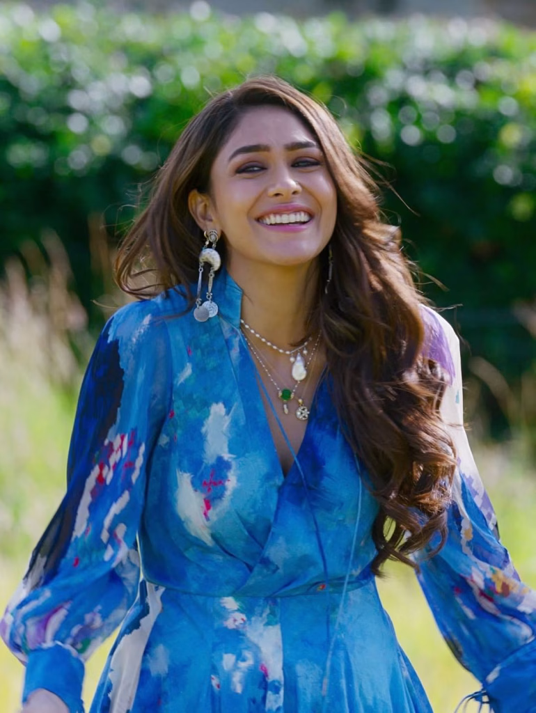 Mrunal Thakur