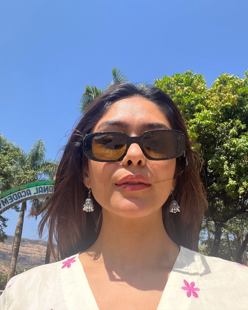 Mrunal Thakur