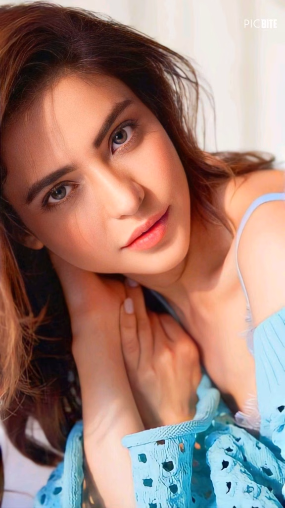 Aamna Sharif