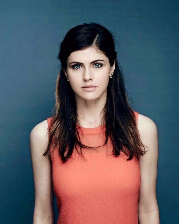 Alexandra Daddario