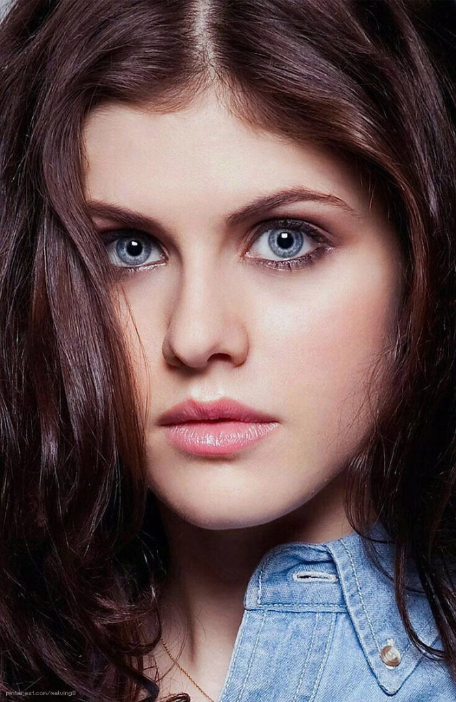 Alexandra Daddario