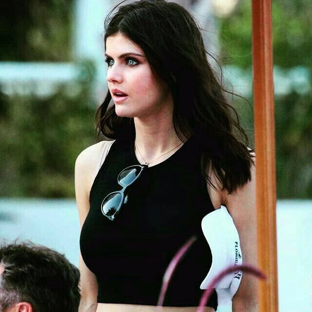 Alexandra Daddario