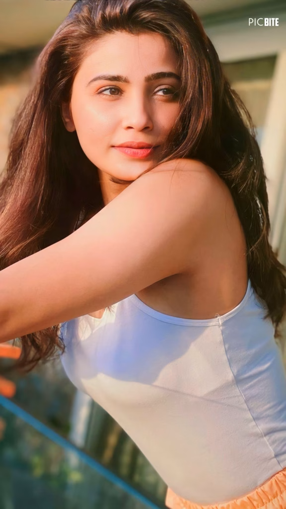 Daisy Shah